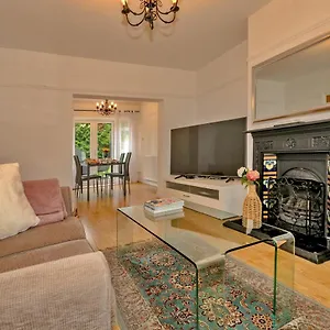 Holiday home Finest Retreats - Debarnes House, Solihull